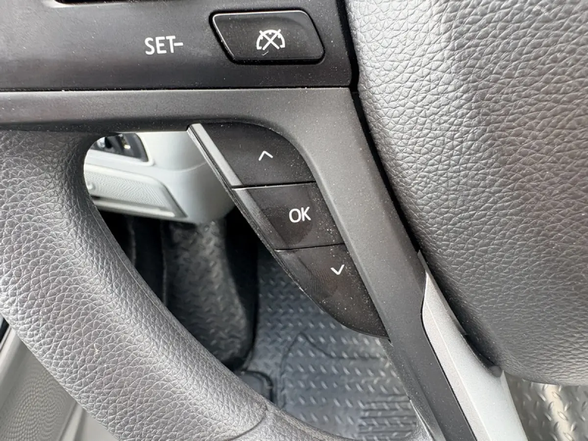 89 kWh 204PK L3H2 Elektrische Koelwagen Vriezer Dual Thermo King -22°C/22°C Camera Cruise Control Apple Carplay Parkeersensoren Koel Koeler Kühl Kühler Kühlwagen Kühlkasten Frigo Vries