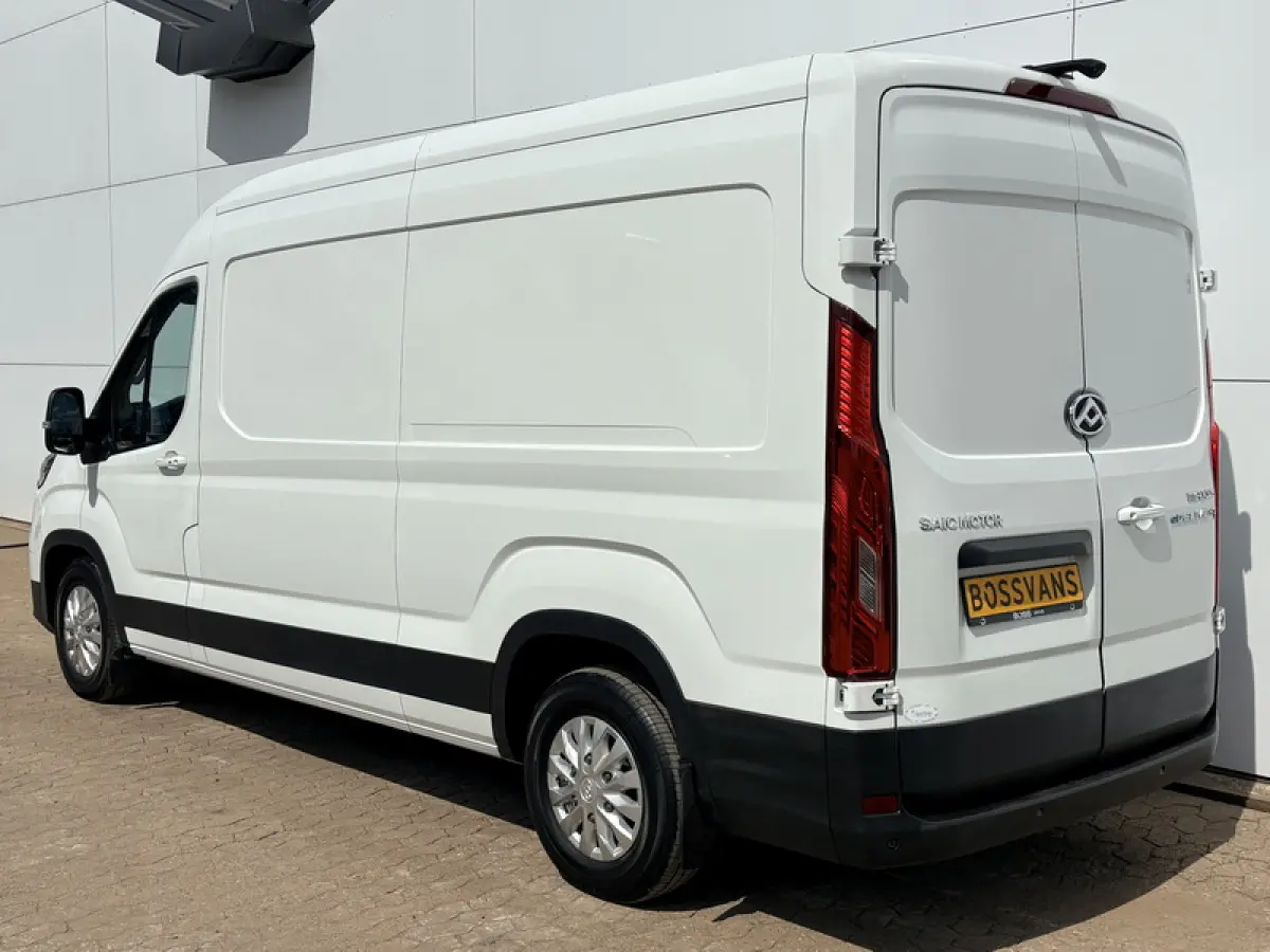 89 kWh 204PK L3H2 Elektrische Koelwagen Vriezer Dual Thermo King -22°C/22°C Camera Cruise Control Apple Carplay Parkeersensoren Koel Koeler Kühl Kühler Kühlwagen Kühlkasten Frigo Vries