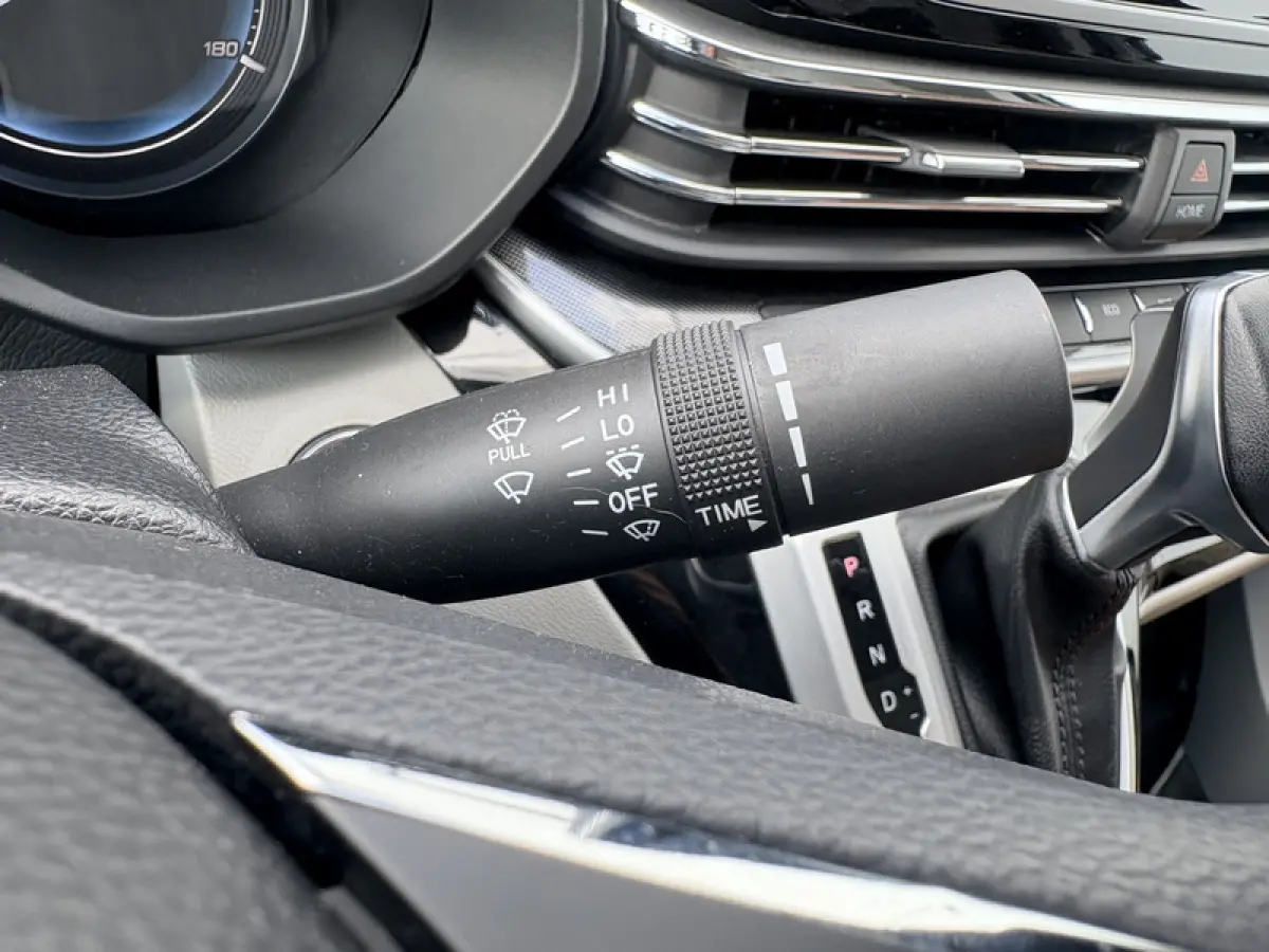 89 kWh 204PK L3H2 Elektrische Koelwagen Vriezer Dual Thermo King -22°C/22°C Camera Cruise Control Apple Carplay Parkeersensoren Koel Koeler Kühl Kühler Kühlwagen Kühlkasten Frigo Vries