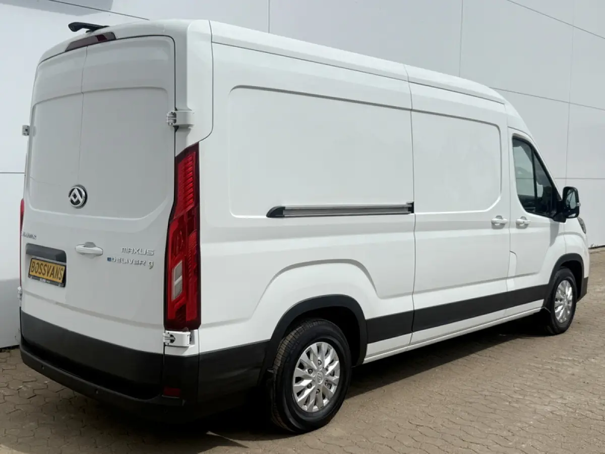 89 kWh 204PK L3H2 Elektrische Koelwagen Vriezer Dual Thermo King -22°C/22°C Camera Cruise Control Apple Carplay Parkeersensoren Koel Koeler Kühl Kühler Kühlwagen Kühlkasten Frigo Vries