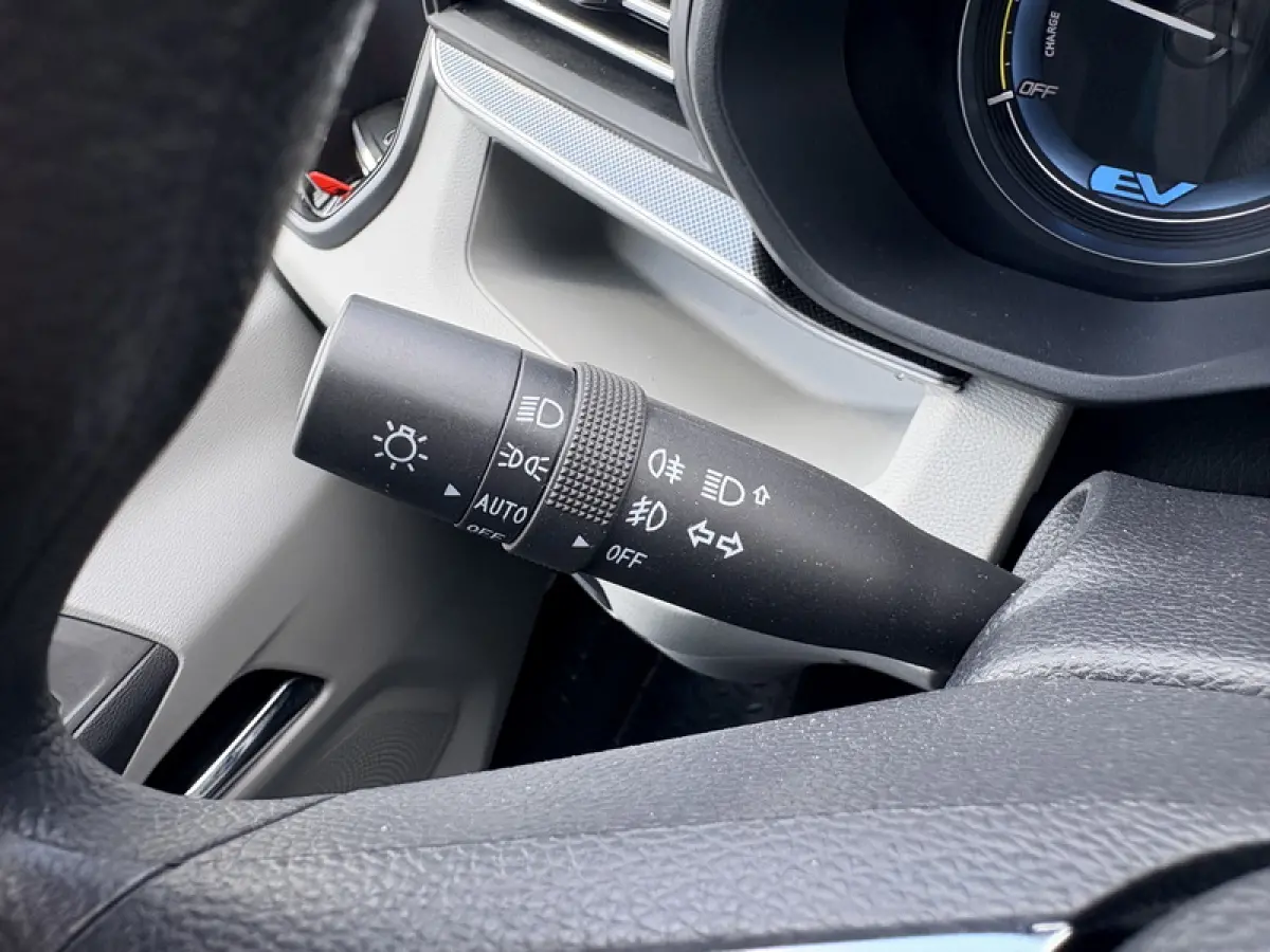 89 kWh 204PK L3H2 Elektrische Koelwagen Vriezer Dual Thermo King -22°C/22°C Camera Cruise Control Apple Carplay Parkeersensoren Koel Koeler Kühl Kühler Kühlwagen Kühlkasten Frigo Vries