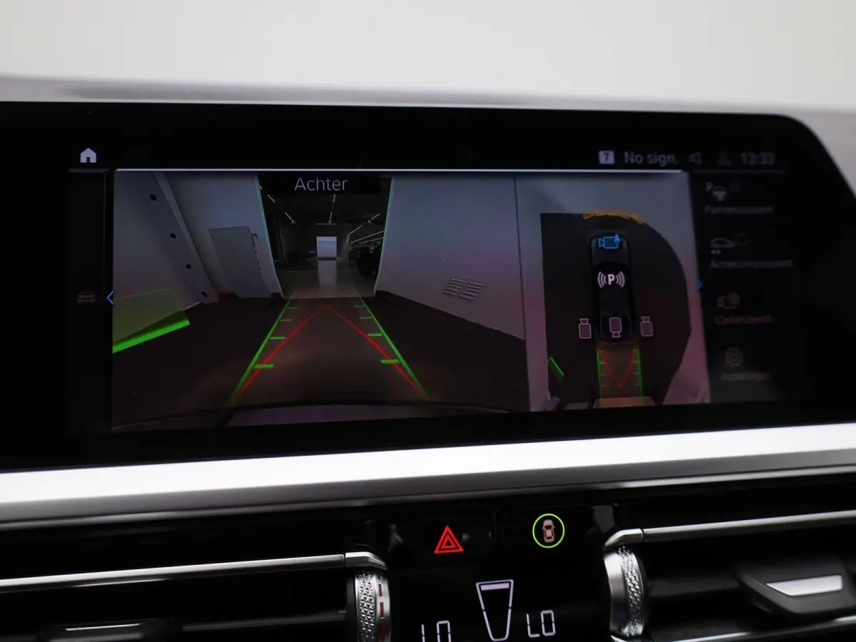 330e eDrive Edition | Automaat | LMV | Leder | 360 Camera | Parkeer sensoren | Virtual cockpit | Stoel verwarming | Elec. Achterklep | Navigatie | Climate control | Sfeer verlichting