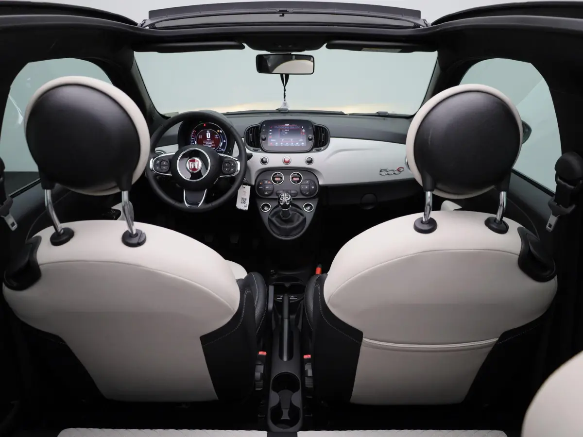 1.0 Hybrid Cult | Cabrio | LMV | DAB | Cruise control | Parkeer sensoren | Bluetooth | Navigatie | Climate control | Lage km stand