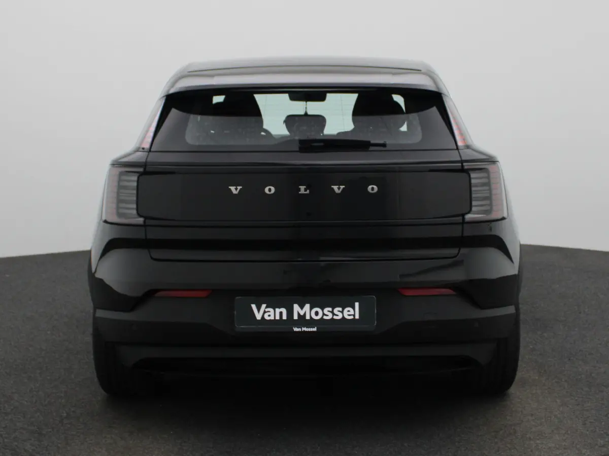 Single Motor Extended Range Core | Automaat | Apple Carplay / Android Auto | Navigatie | Stoel- Stuurverwarming | Climate Control | Achteruitrijcamera | Parkeersensoren | Cruise Control | Li