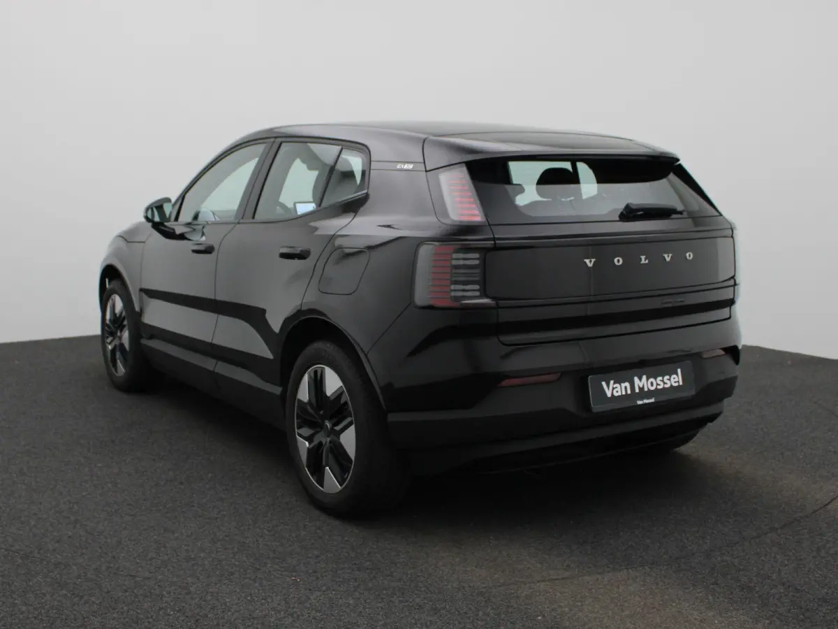 Single Motor Extended Range Core | Automaat | Apple Carplay / Android Auto | Navigatie | Stoel- Stuurverwarming | Climate Control | Achteruitrijcamera | Parkeersensoren | Cruise Control | Li