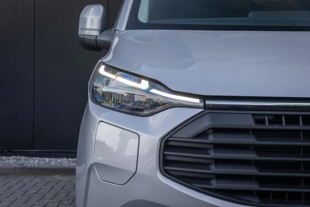 340 2.5 PHEV L2H1 Limited | 8-persoons | Verlengde garantie (5 jaar)