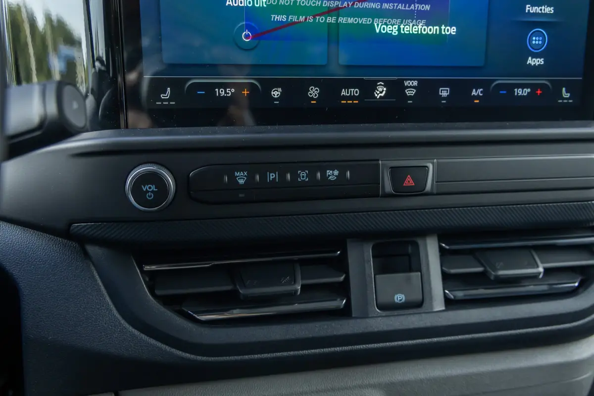 340 2.5 PHEV L2H1 Limited | 8-persoons | Verlengde garantie (5 jaar)