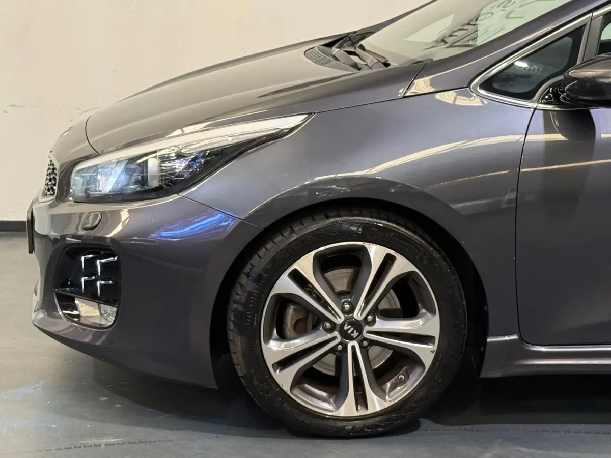 Cee'd 1.0 T-GDi GT-Line Schuifdak Navi Airco Pdc Nieuwe Apk