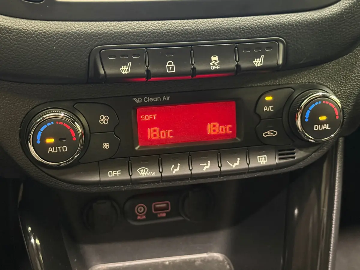 Cee'd 1.0 T-GDi GT-Line Schuifdak Navi Airco Pdc Nieuwe Apk