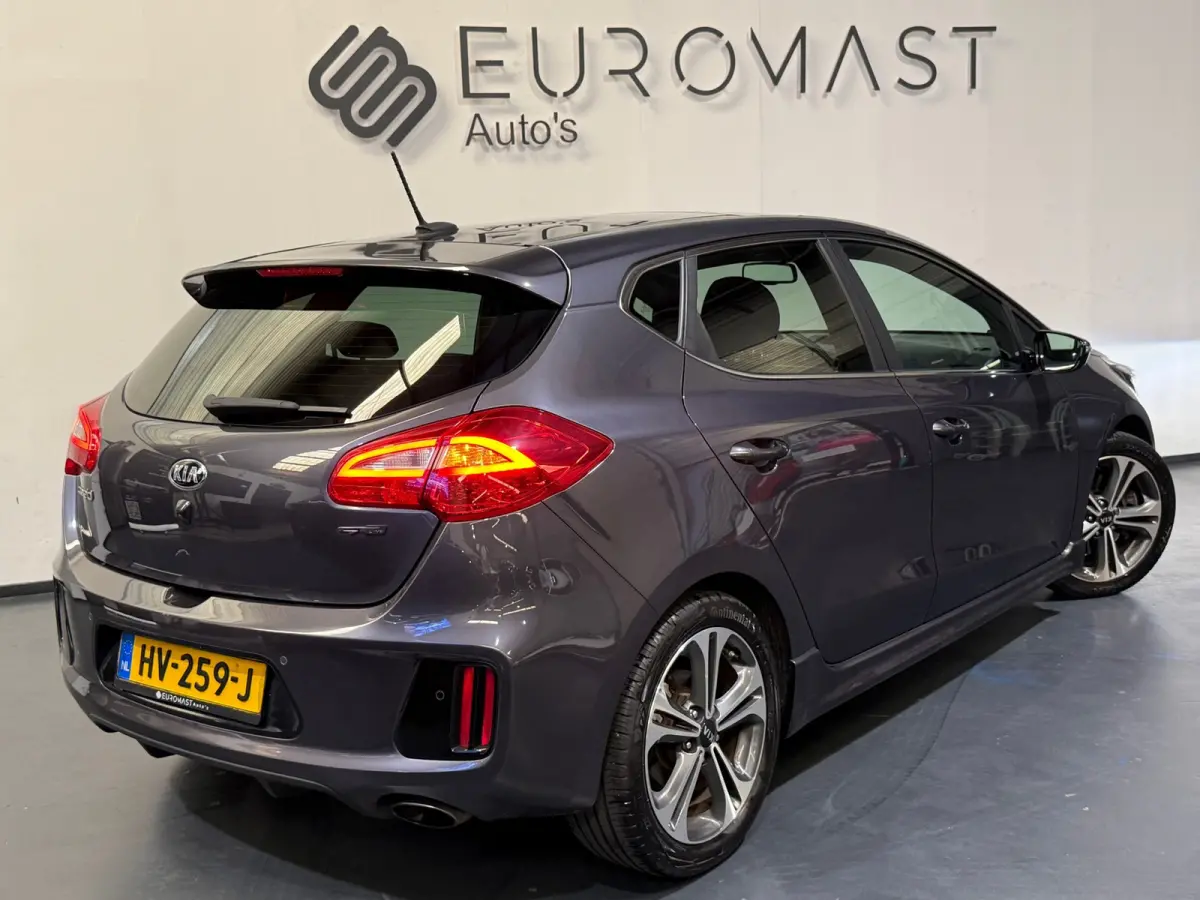 Cee'd 1.0 T-GDi GT-Line Schuifdak Navi Airco Pdc Nieuwe Apk