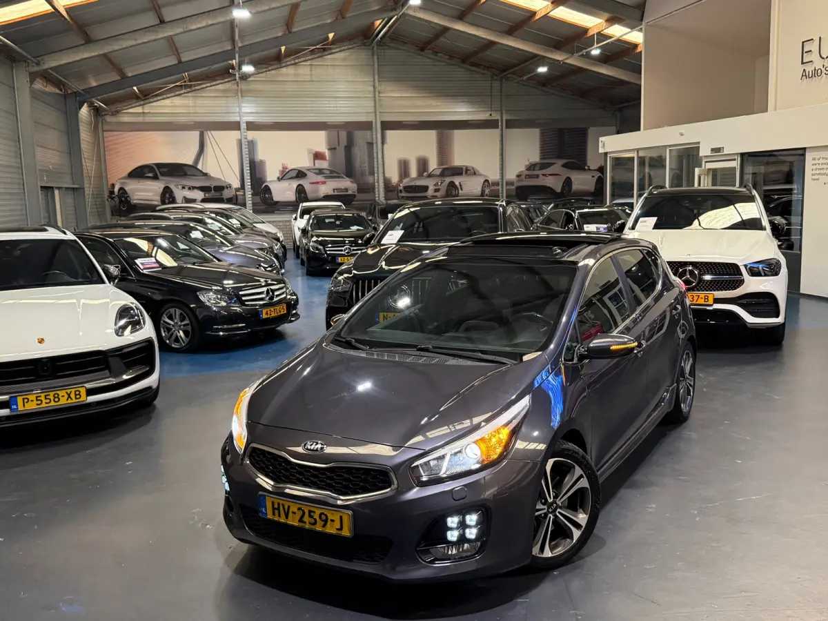 Cee'd 1.0 T-GDi GT-Line Schuifdak Navi Airco Pdc Nieuwe Apk