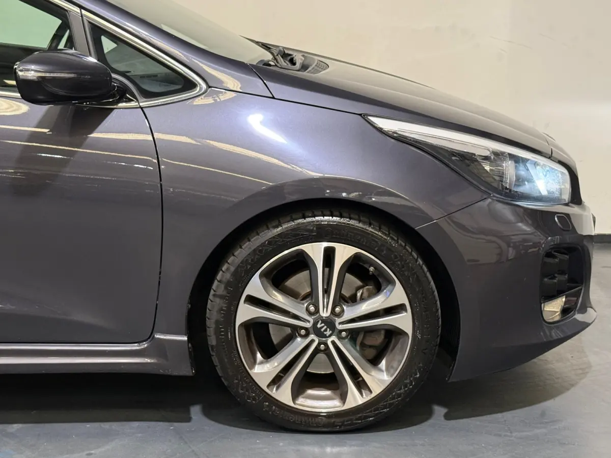 Cee'd 1.0 T-GDi GT-Line Schuifdak Navi Airco Pdc Nieuwe Apk