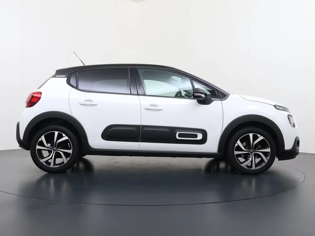 1.2 Shine | 1ste eigenaar | Camera | LED lampen | Navigatie | Climate | AppleCarPlay/Android