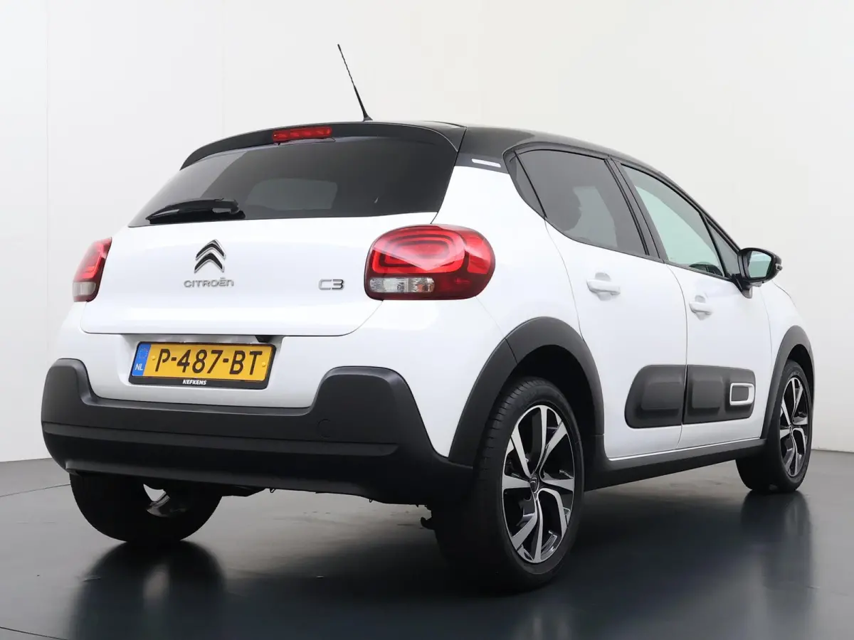 1.2 Shine | 1ste eigenaar | Camera | LED lampen | Navigatie | Climate | AppleCarPlay/Android