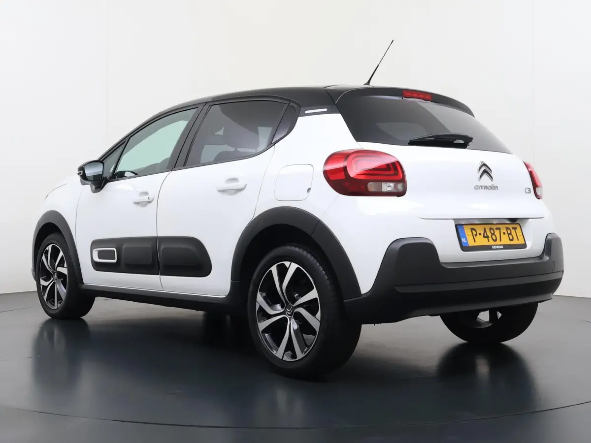 1.2 Shine | 1ste eigenaar | Camera | LED lampen | Navigatie | Climate | AppleCarPlay/Android