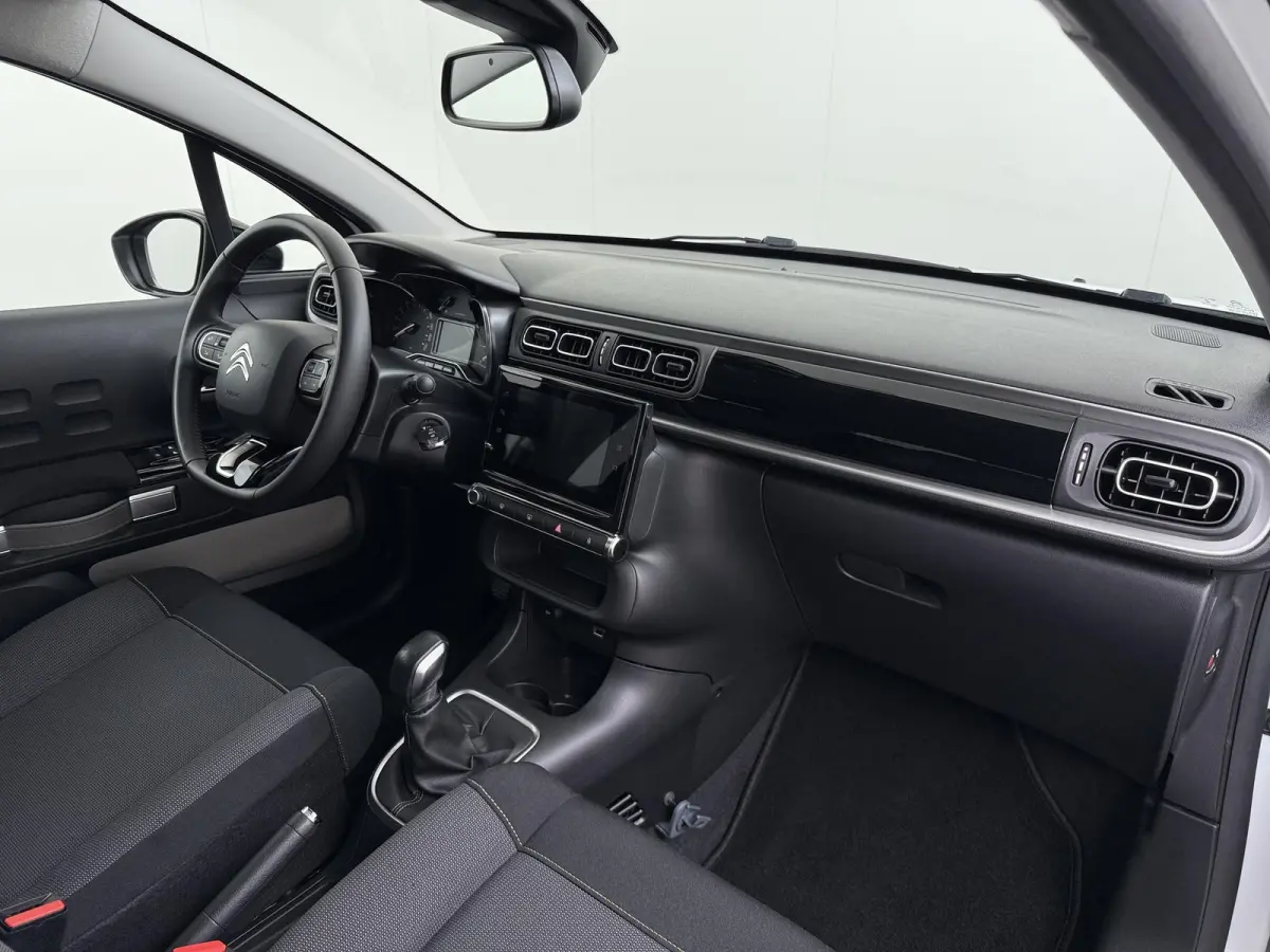 1.2 Shine | 1ste eigenaar | Camera | LED lampen | Navigatie | Climate | AppleCarPlay/Android
