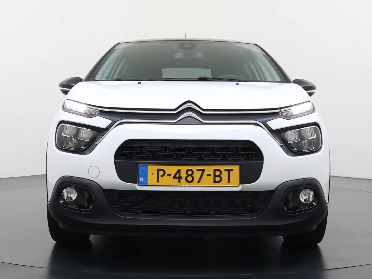 1.2 Shine | 1ste eigenaar | Camera | LED lampen | Navigatie | Climate | AppleCarPlay/Android