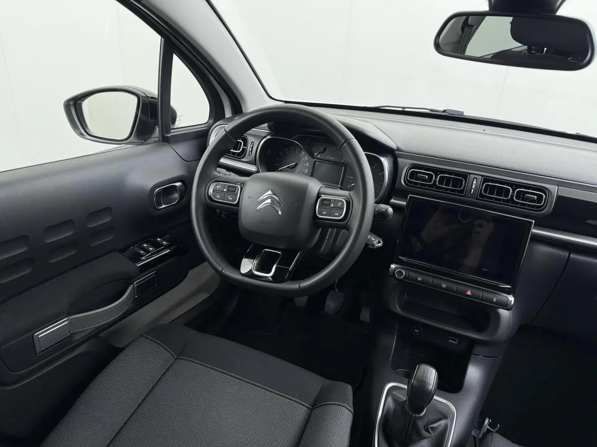 1.2 Shine | 1ste eigenaar | Camera | LED lampen | Navigatie | Climate | AppleCarPlay/Android