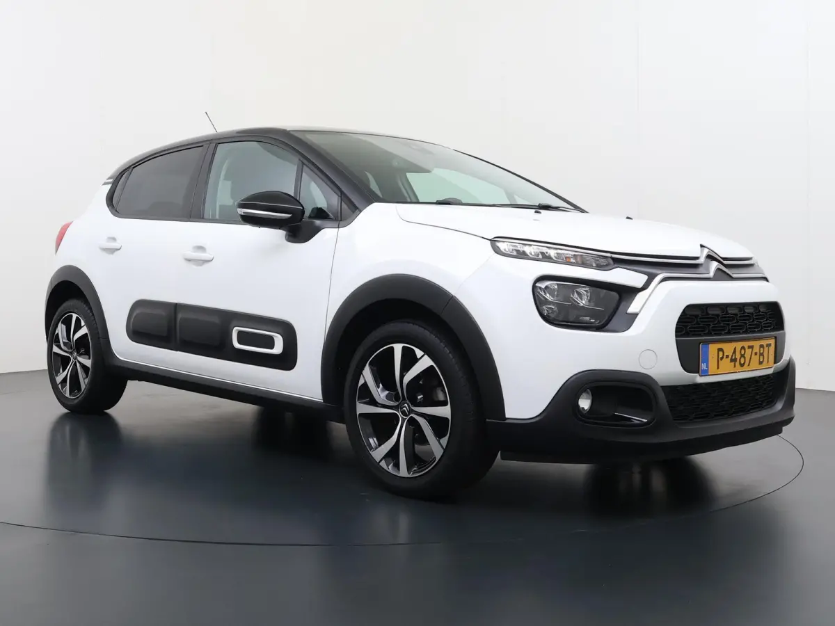 1.2 Shine | 1ste eigenaar | Camera | LED lampen | Navigatie | Climate | AppleCarPlay/Android