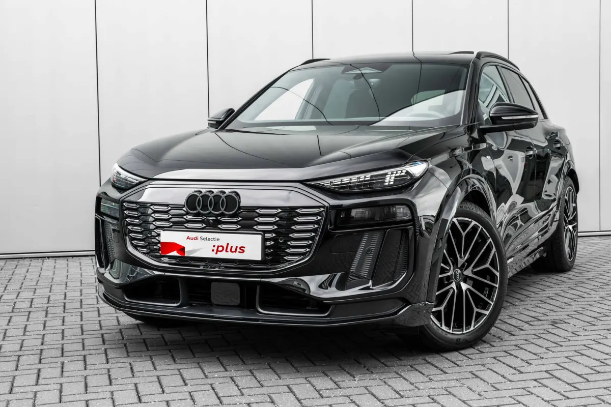 S edition 83 kWh / 252 pk | 4-voudig instelbare lendensteunen in de voorstoelen | Adaptive air suspension | Adaptive cruise control