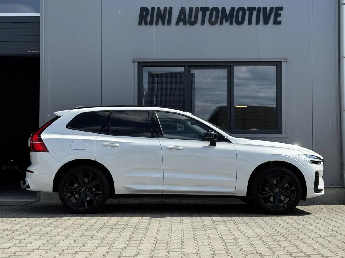 2.0 T6 Plug-in hybrid AWD Plus Dark 350 PK | Long range | R design | 21 Inch | Trekhaak | 360 Camera | Carplay