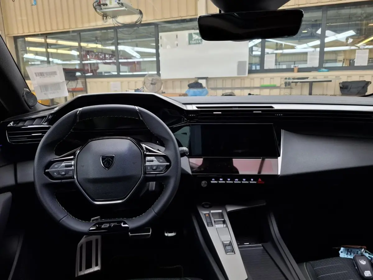 1.6 Plug-in Hybrid 195 GT tot 8 Jaar Garantie | Schuif-/Kanteldak | Navigatie | 360 Camera | Climate Control | Adaptive Cruise | !