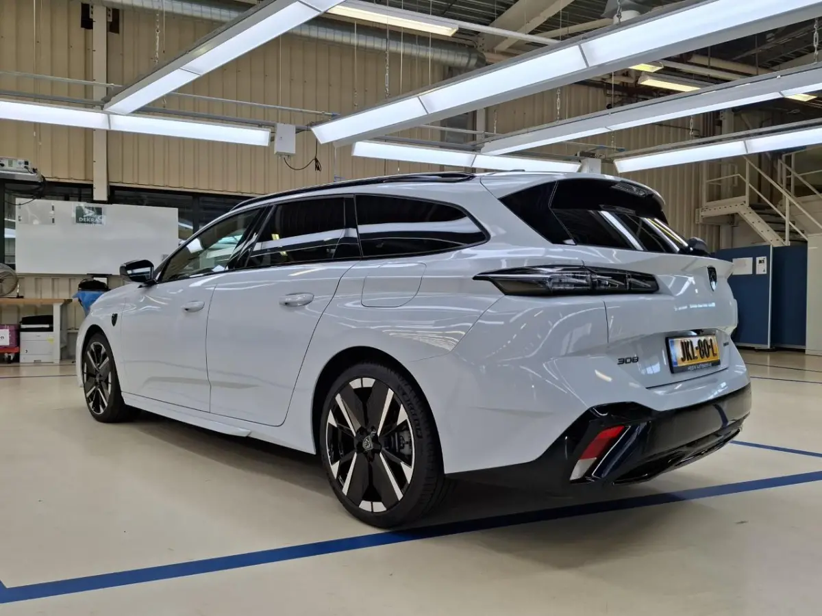 1.6 Plug-in Hybrid 195 GT tot 8 Jaar Garantie | Schuif-/Kanteldak | Navigatie | 360 Camera | Climate Control | Adaptive Cruise | !