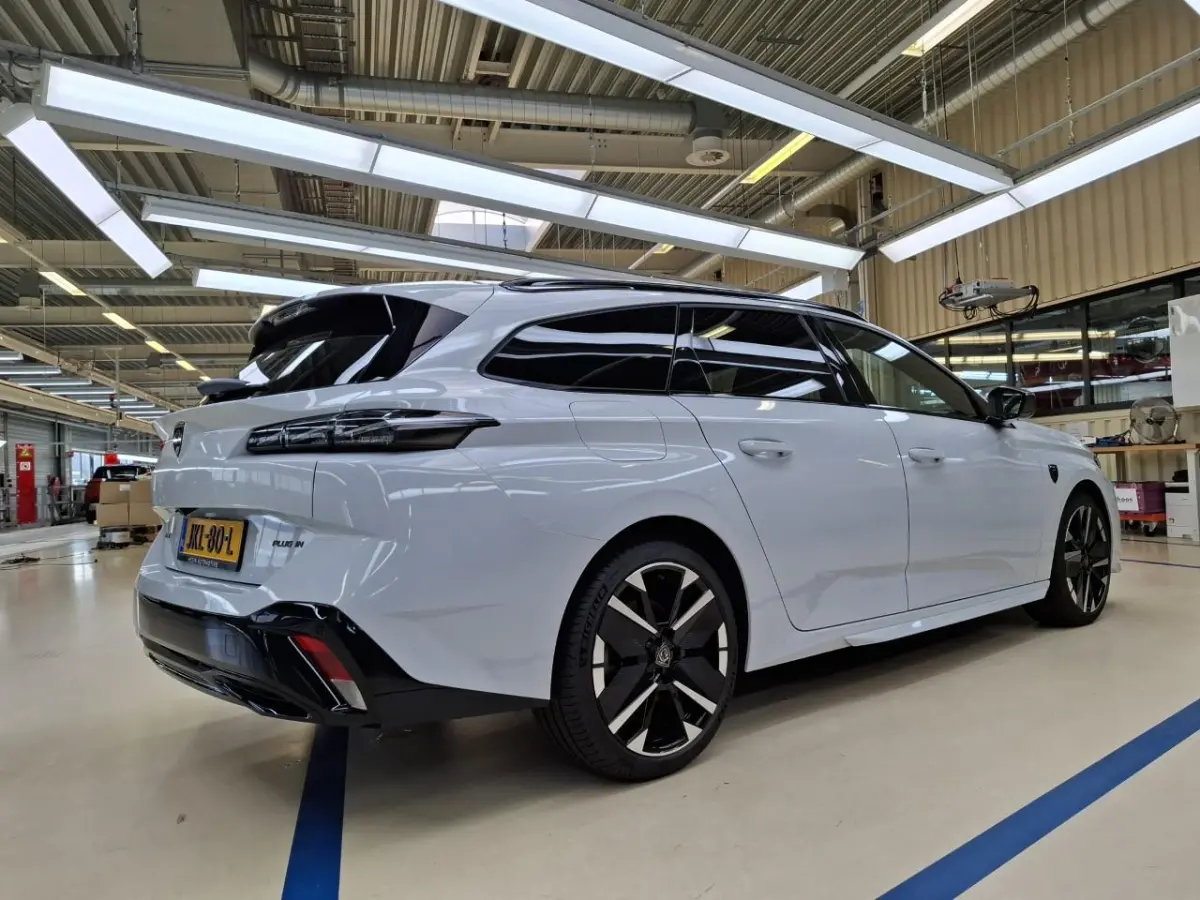 1.6 Plug-in Hybrid 195 GT tot 8 Jaar Garantie | Schuif-/Kanteldak | Navigatie | 360 Camera | Climate Control | Adaptive Cruise | !