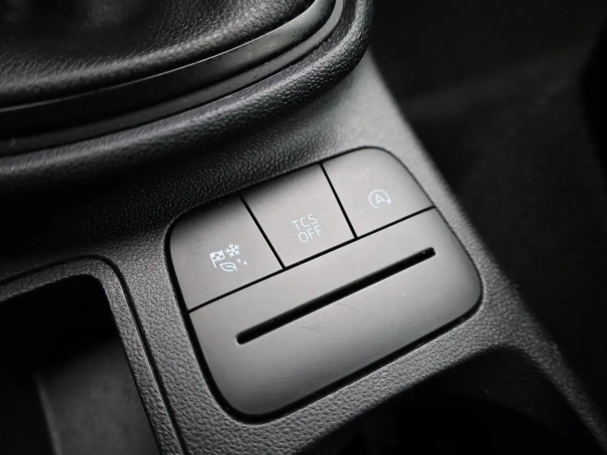 1.0 EcoBoost Connected | Cruise Control | Draadloos Laden | Apple Carplay/Android Auto | All Weather Banden | Navigatie |