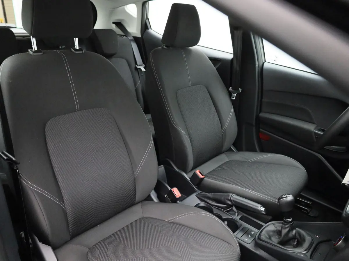 1.0 EcoBoost Connected | Cruise Control | Draadloos Laden | Apple Carplay/Android Auto | All Weather Banden | Navigatie |