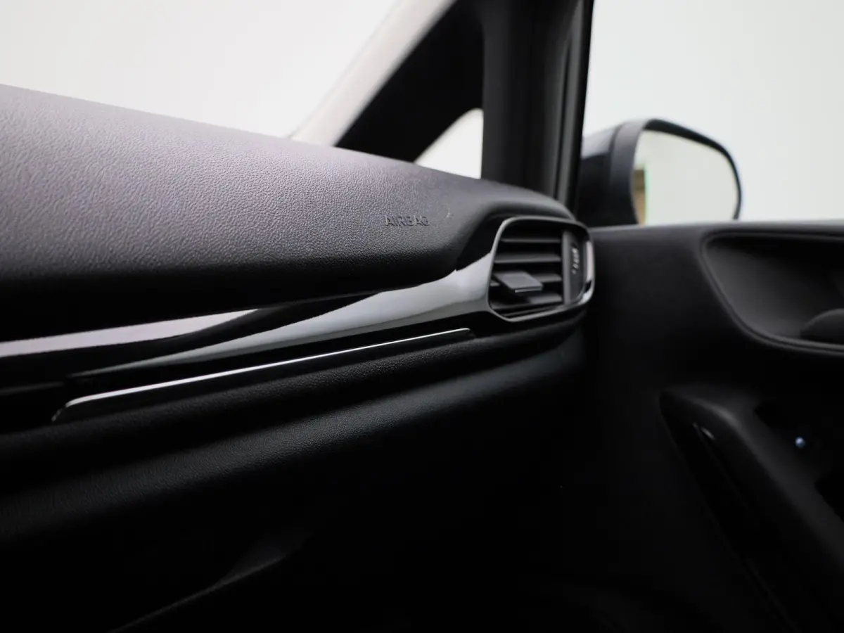 1.0 EcoBoost Connected | Cruise Control | Draadloos Laden | Apple Carplay/Android Auto | All Weather Banden | Navigatie |