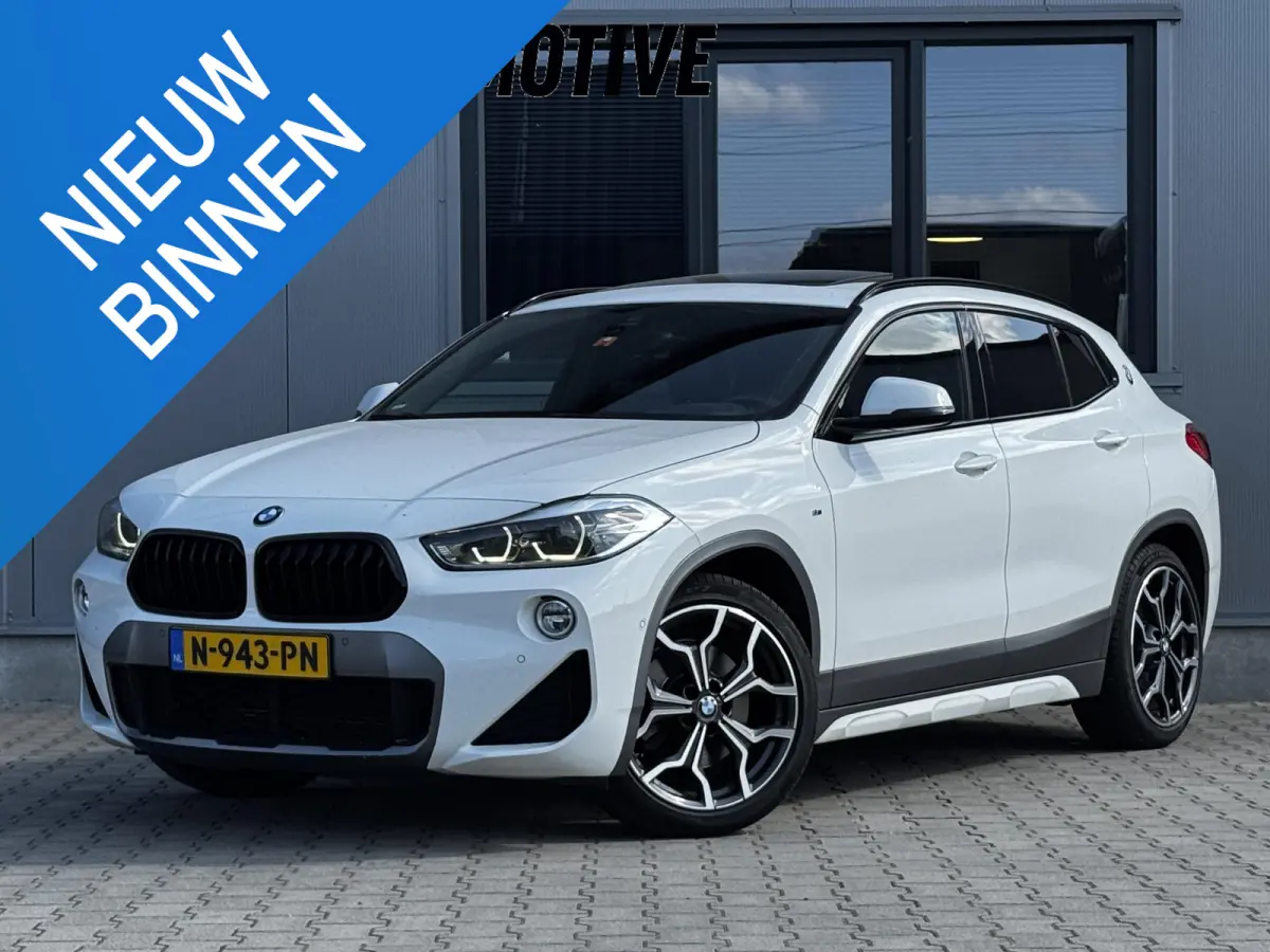 2.0i xDrive High Executive 192 PK | M sport | Pano | Trekhaak | Elek stoelen | 19 Inch