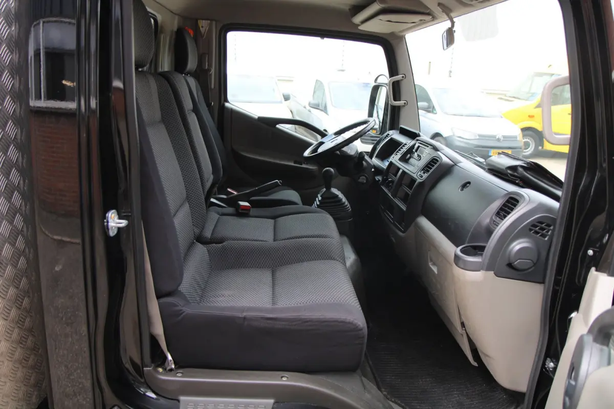 RENAULT Kipper / Dubbel lucht / Trekhaak / Airco / met opbergkast