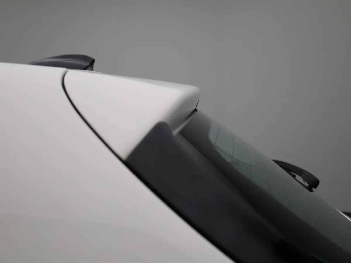 1.0 TGDI ComfortLine | Apple Carplay / Android Auto | Stoelverwarming | Parkeersensoren Achter |