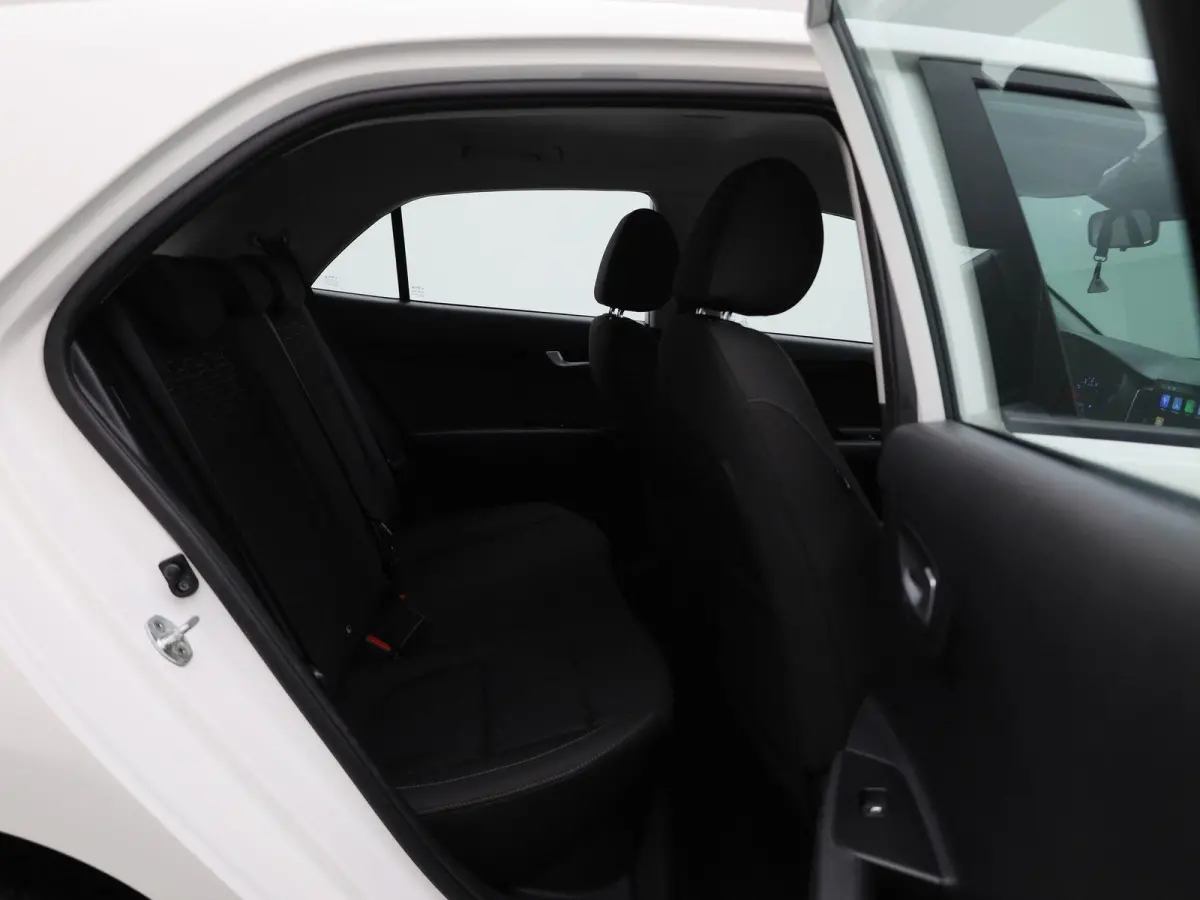1.0 TGDI ComfortLine | Apple Carplay / Android Auto | Stoelverwarming | Parkeersensoren Achter |