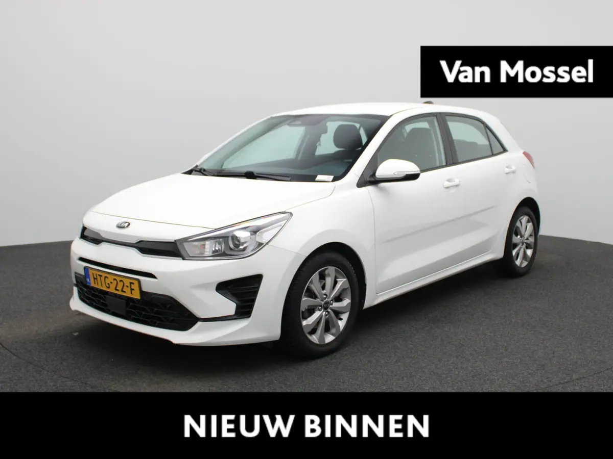 1.0 TGDI ComfortLine | Apple Carplay / Android Auto | Stoelverwarming | Parkeersensoren Achter |