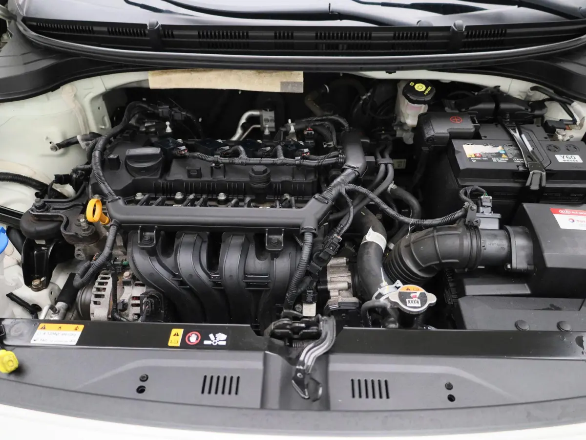 1.0 TGDI ComfortLine | Apple Carplay / Android Auto | Stoelverwarming | Parkeersensoren Achter |