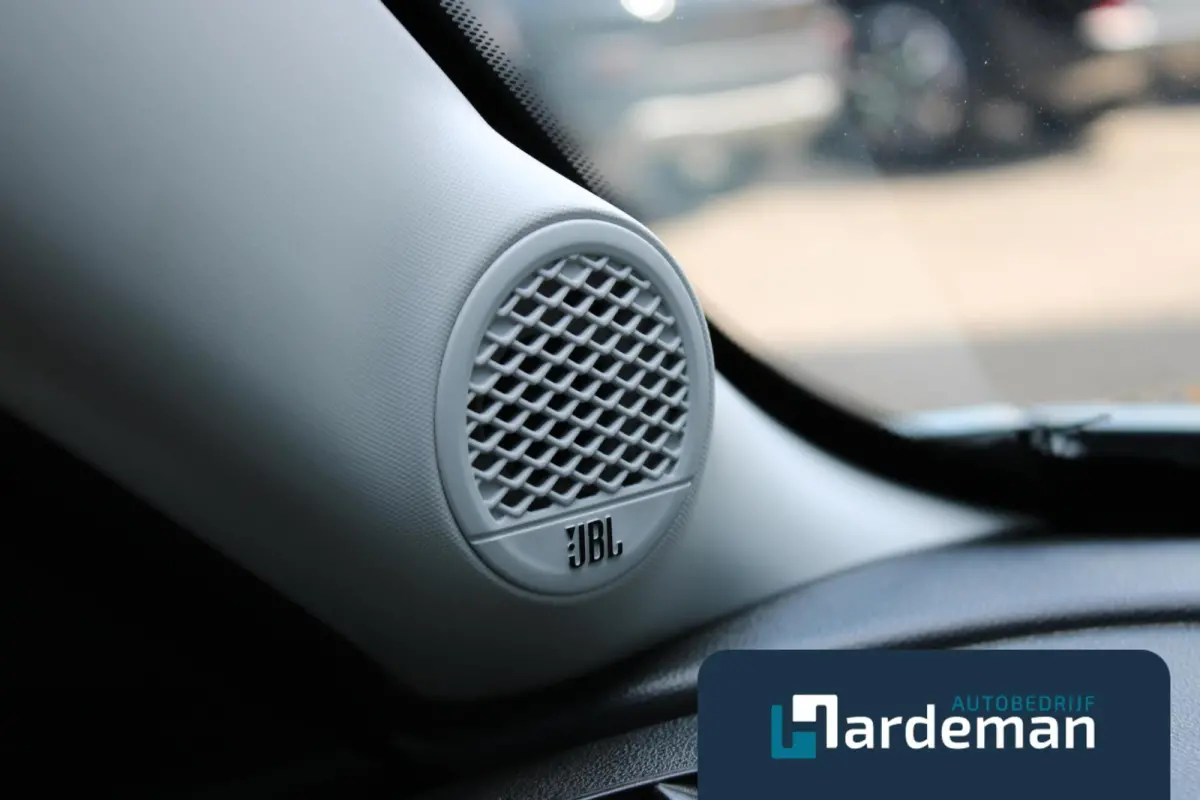 1.2 Altitude Winterpack Carplay JBL Navi