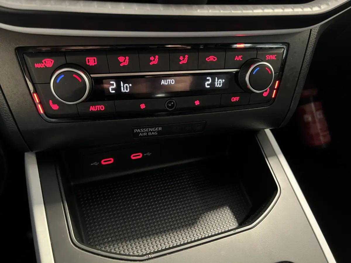 1.0 TSI Style | Android Auto/Apple Carplay | LM Velgen 16" | Cruise Control | PDC Achter | Airco | LED Koplampen |