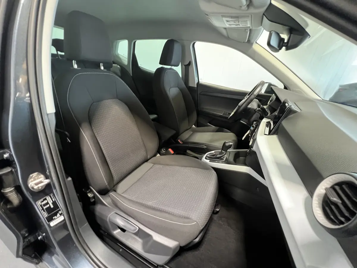 1.0 TSI Style | Android Auto/Apple Carplay | LM Velgen 16" | Cruise Control | PDC Achter | Airco | LED Koplampen |
