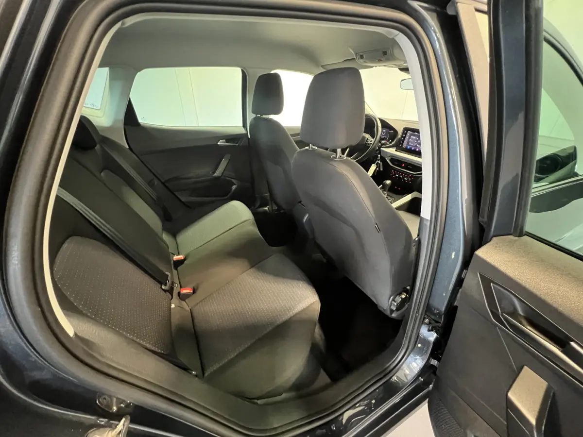 1.0 TSI Style | Android Auto/Apple Carplay | LM Velgen 16" | Cruise Control | PDC Achter | Airco | LED Koplampen |