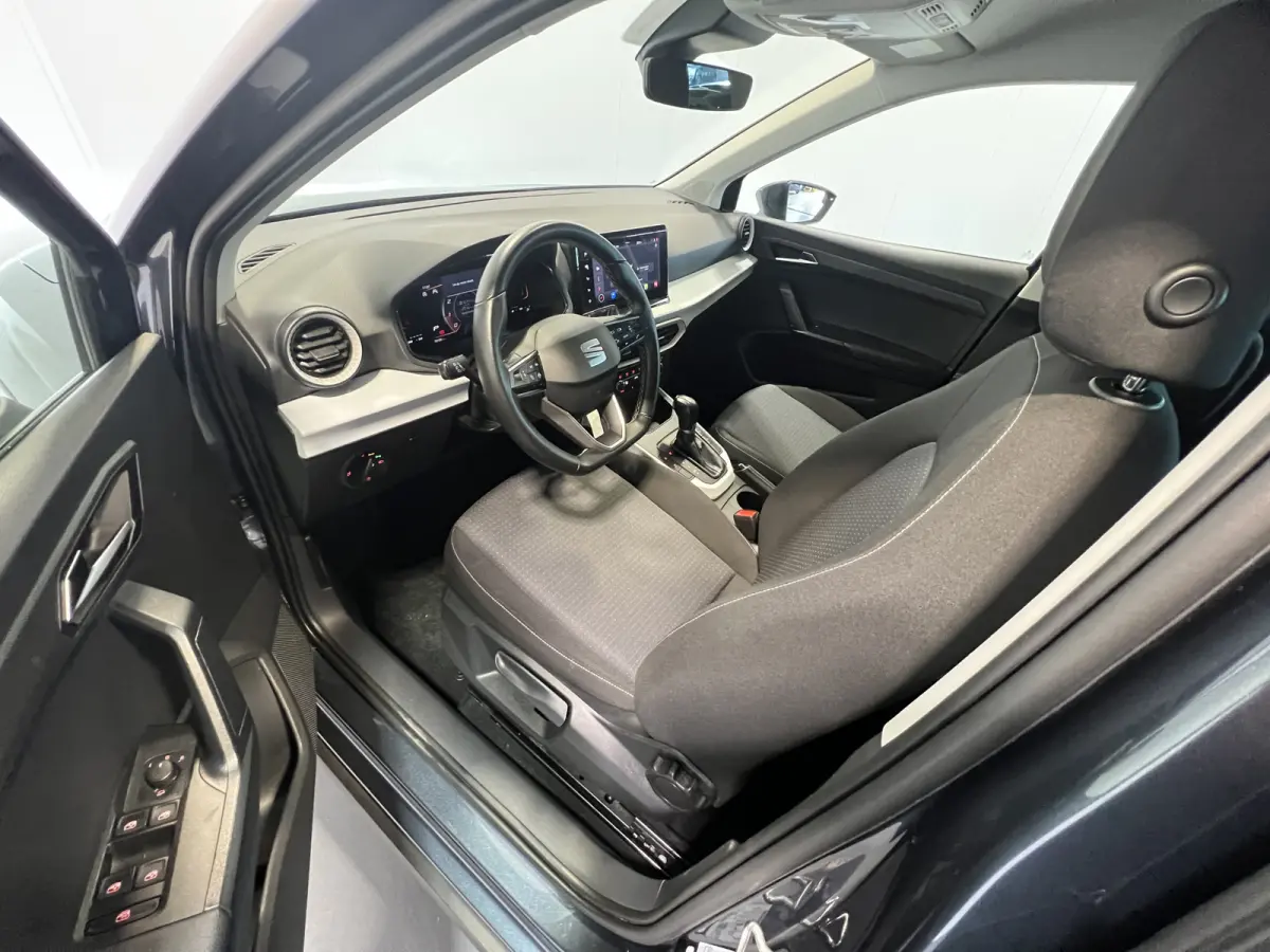 1.0 TSI Style | Android Auto/Apple Carplay | LM Velgen 16" | Cruise Control | PDC Achter | Airco | LED Koplampen |