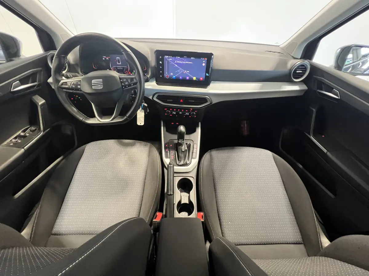 1.0 TSI Style | Android Auto/Apple Carplay | LM Velgen 16" | Cruise Control | PDC Achter | Airco | LED Koplampen |