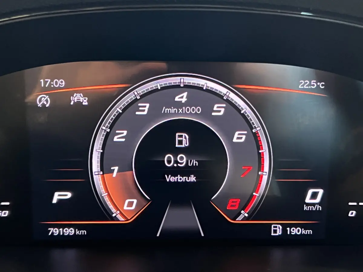 1.0 TSI Style | Android Auto/Apple Carplay | LM Velgen 16" | Cruise Control | PDC Achter | Airco | LED Koplampen |
