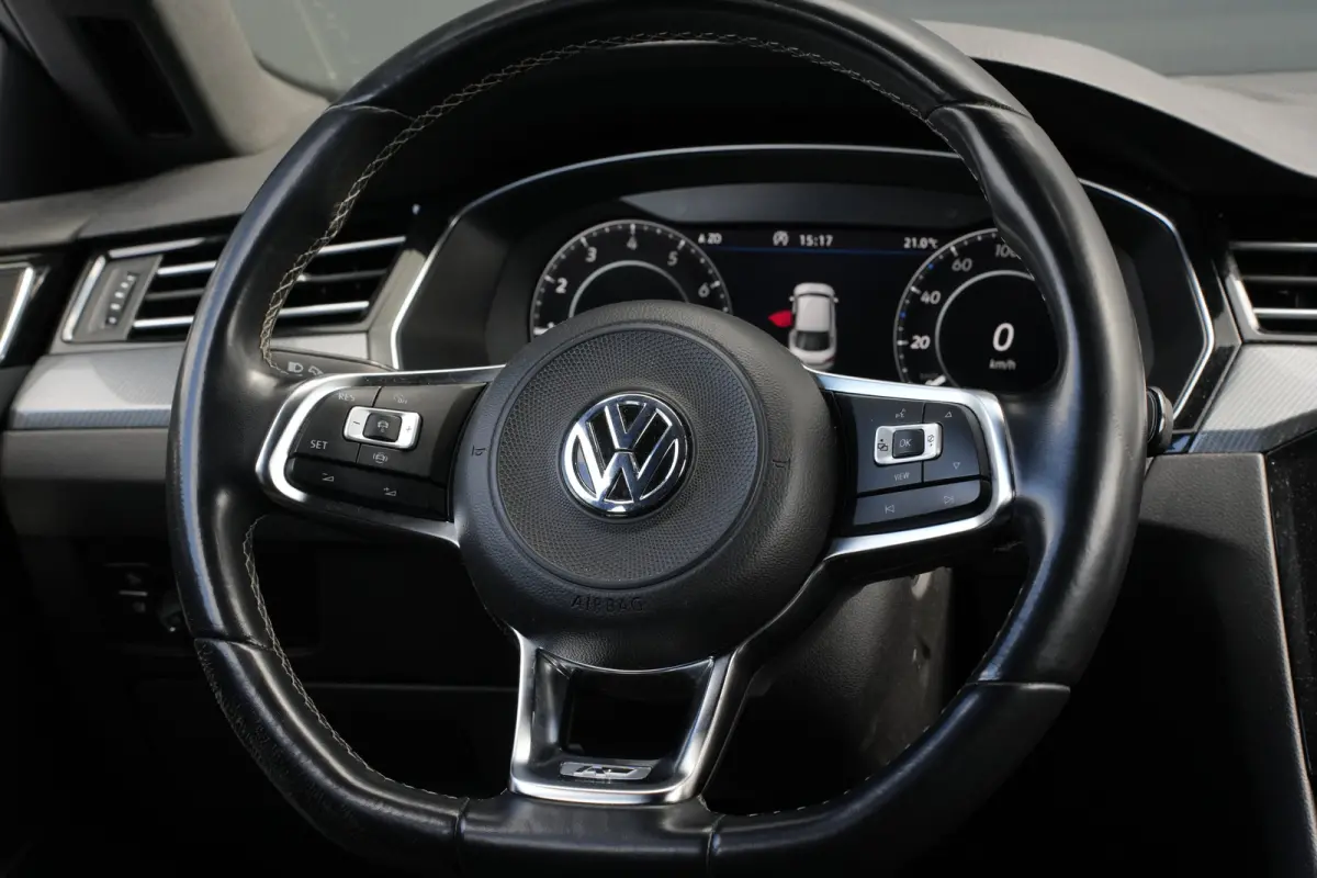 1.5 TSI 150pk Business R | Achteruitrijcamera | 19" | Adaptive Cruise | Stoelverwarming | Navigatie