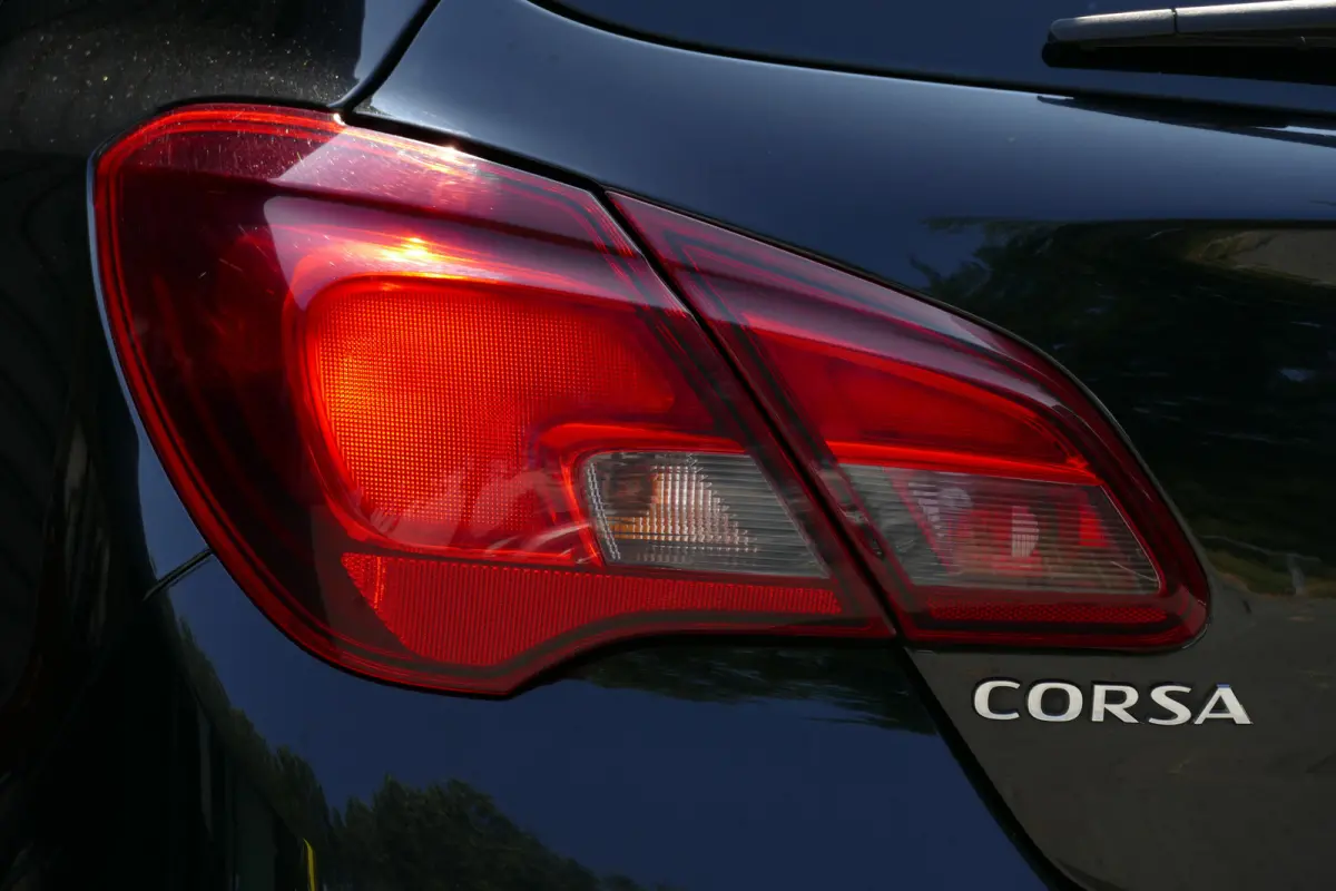1.4 90PK 5-DRS ONLINE EDITION / NAVI / LED / PDC / 16"LMV / BLUETOOTH / CRUISECONTROL / 1E EIGENAAR / SCHITTERENDE STAAT !!
