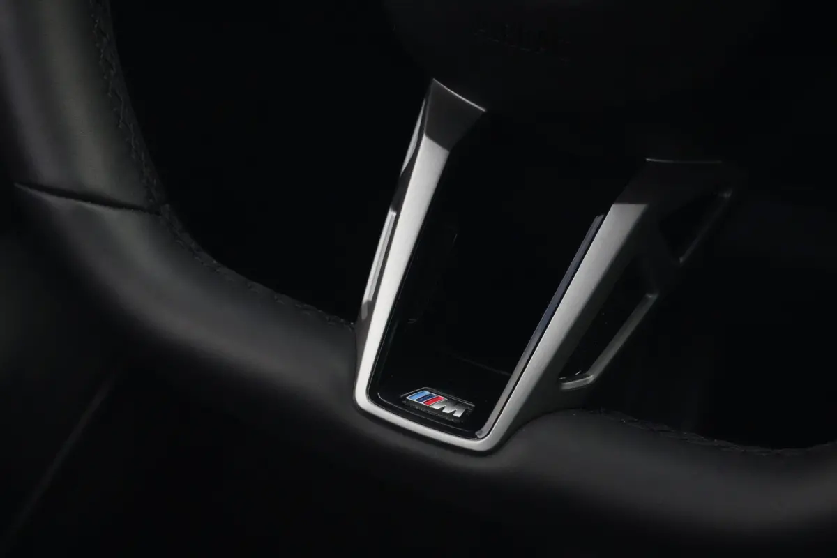 530e M Sport Edition | 300PK | Pano | Harman Kardon | 360° | HUD | Driving Assistant Professional | BMW 530e M Sport Edition 300 PK Plug-in Hybrid met 2.0 viercilinder, panoramadak, Head-Up