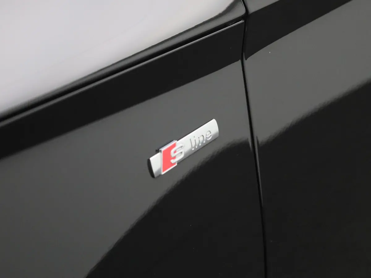 40 TFSI S edition quattro | Automaat | Panoramadak | Camera | Navigatie | Stoelverwarming | Apple Carplay/Android Auto |