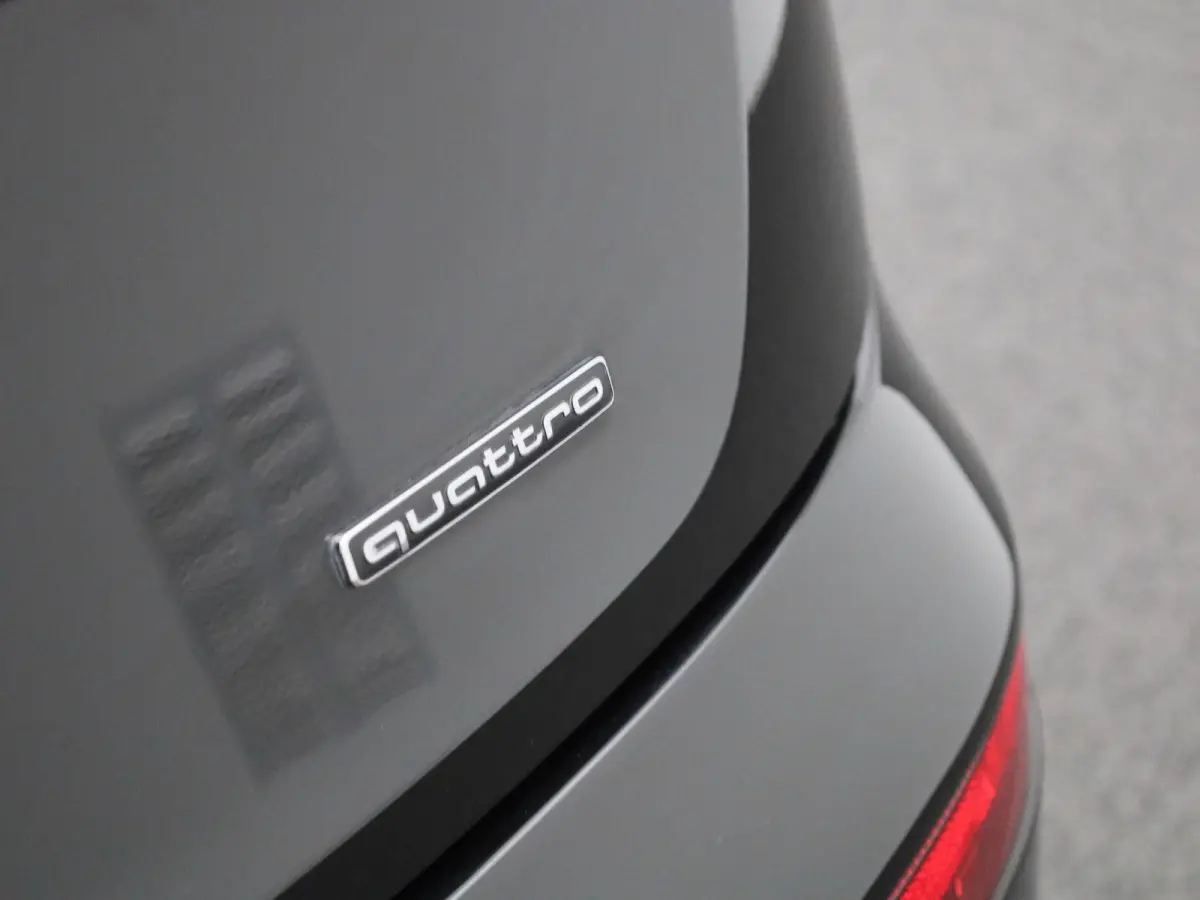 40 TFSI S edition quattro | Automaat | Panoramadak | Camera | Navigatie | Stoelverwarming | Apple Carplay/Android Auto |