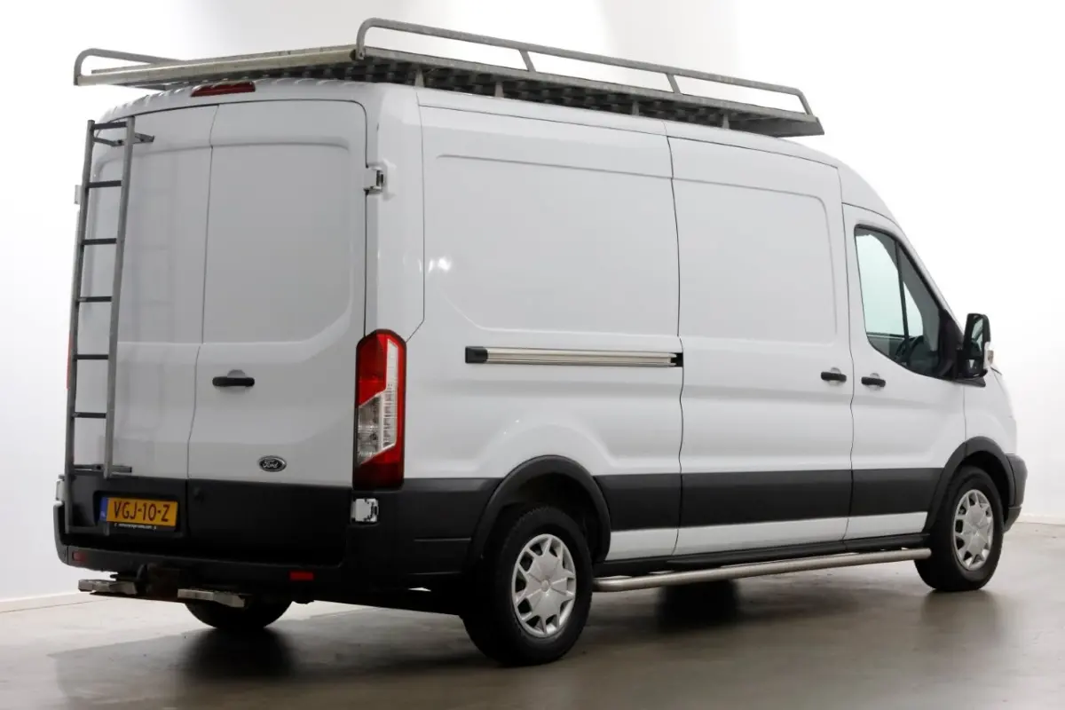 350 2.0 TDCI 130pk L3H2 Trend Inrichting/230V/Trekhaak 2800kg 07-2020